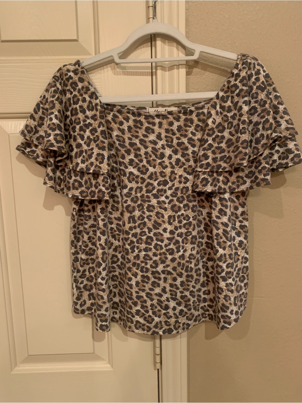 Leopard Print Ruffle Blouse - Picture 1 of 6